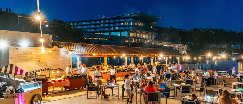 BBQ Sunset Dinner BBQ Sunset Dinner