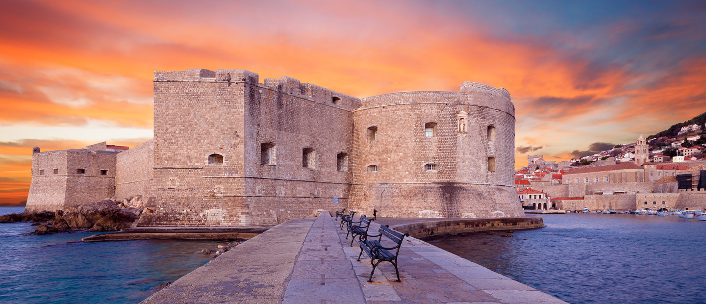 北欧　DUBROVNIK 宝石の様な風景画 北欧 DUBROVNIK 宝石の様な風景画