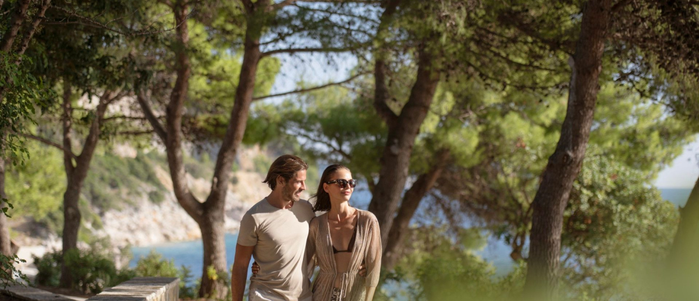 Stroll throught the resort